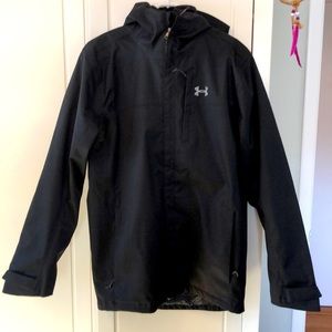 Mens under armour coat in excellent condition